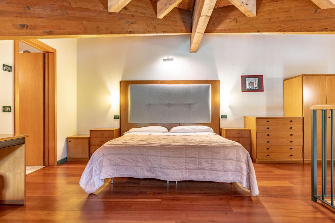 Club Hotel تينو الغرفة الصورة