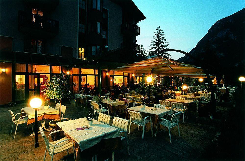Club Hotel تينو المظهر الخارجي الصورة